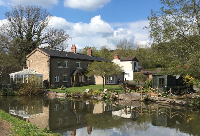 2 Wharf Cottage